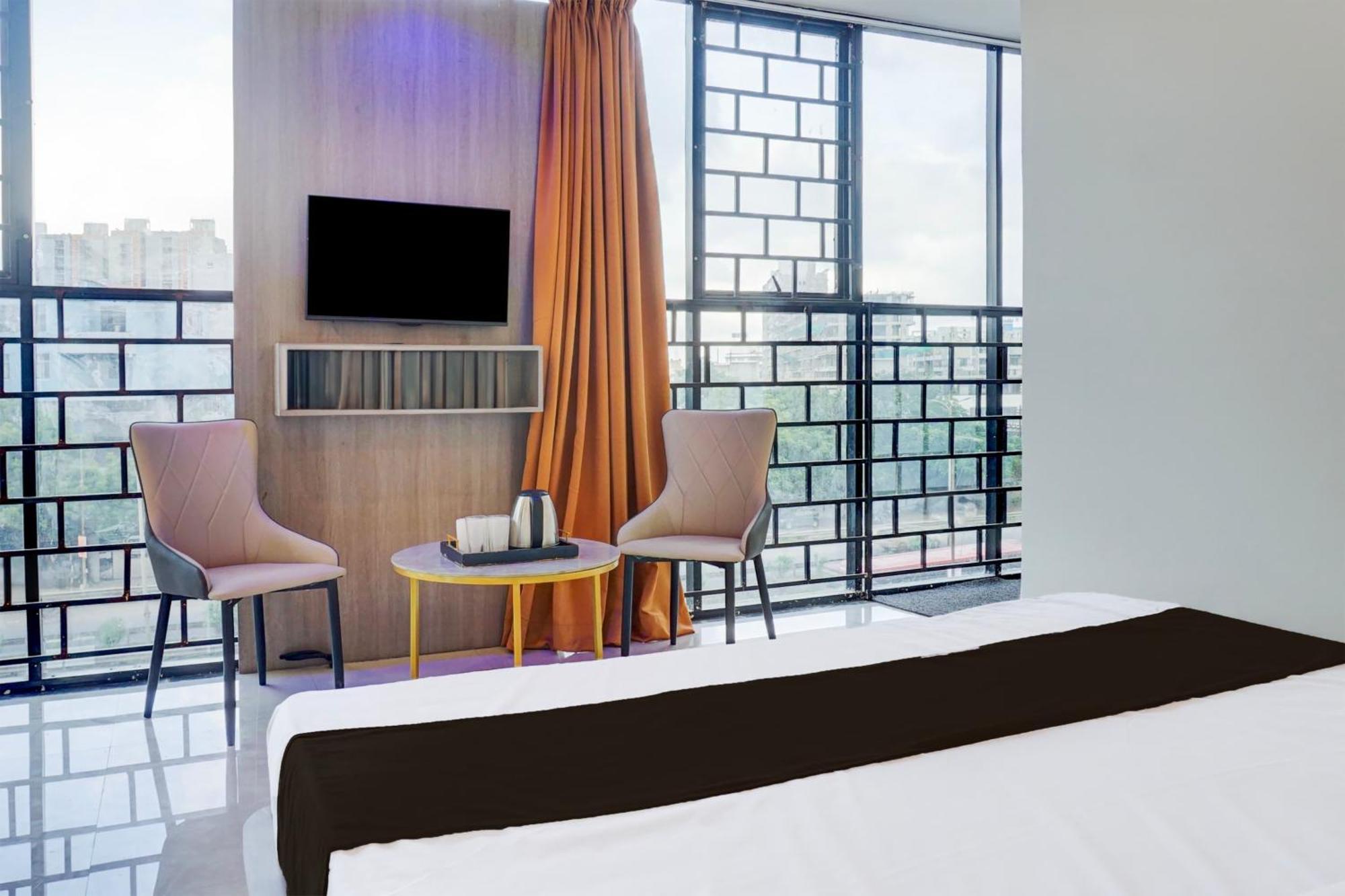 Hotel O Atithi Executive Meribel Village Bagian luar foto