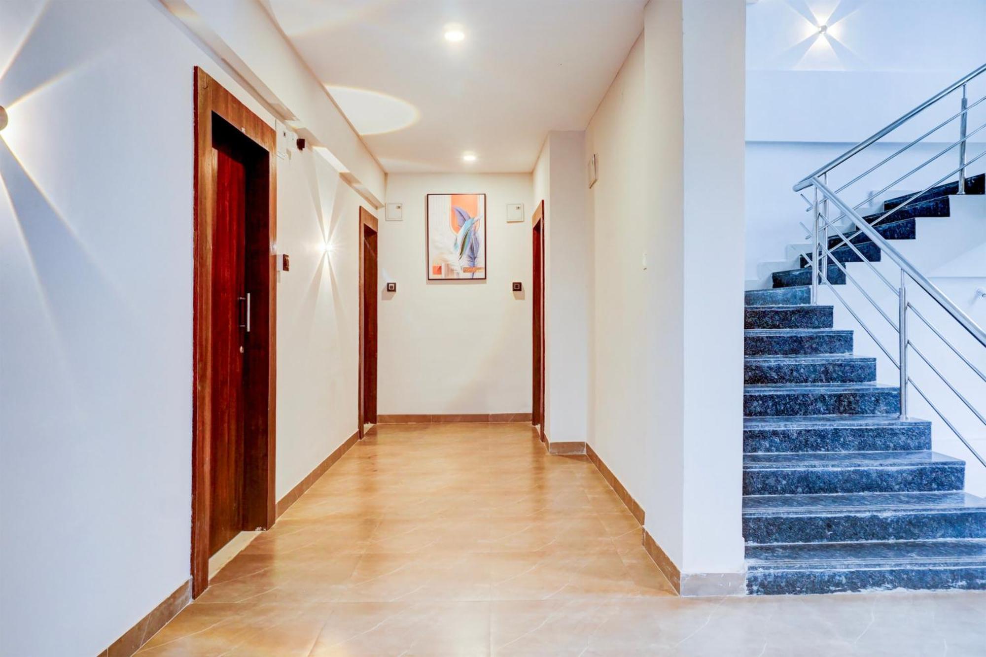 Hotel O Atithi Executive Meribel Village Bagian luar foto