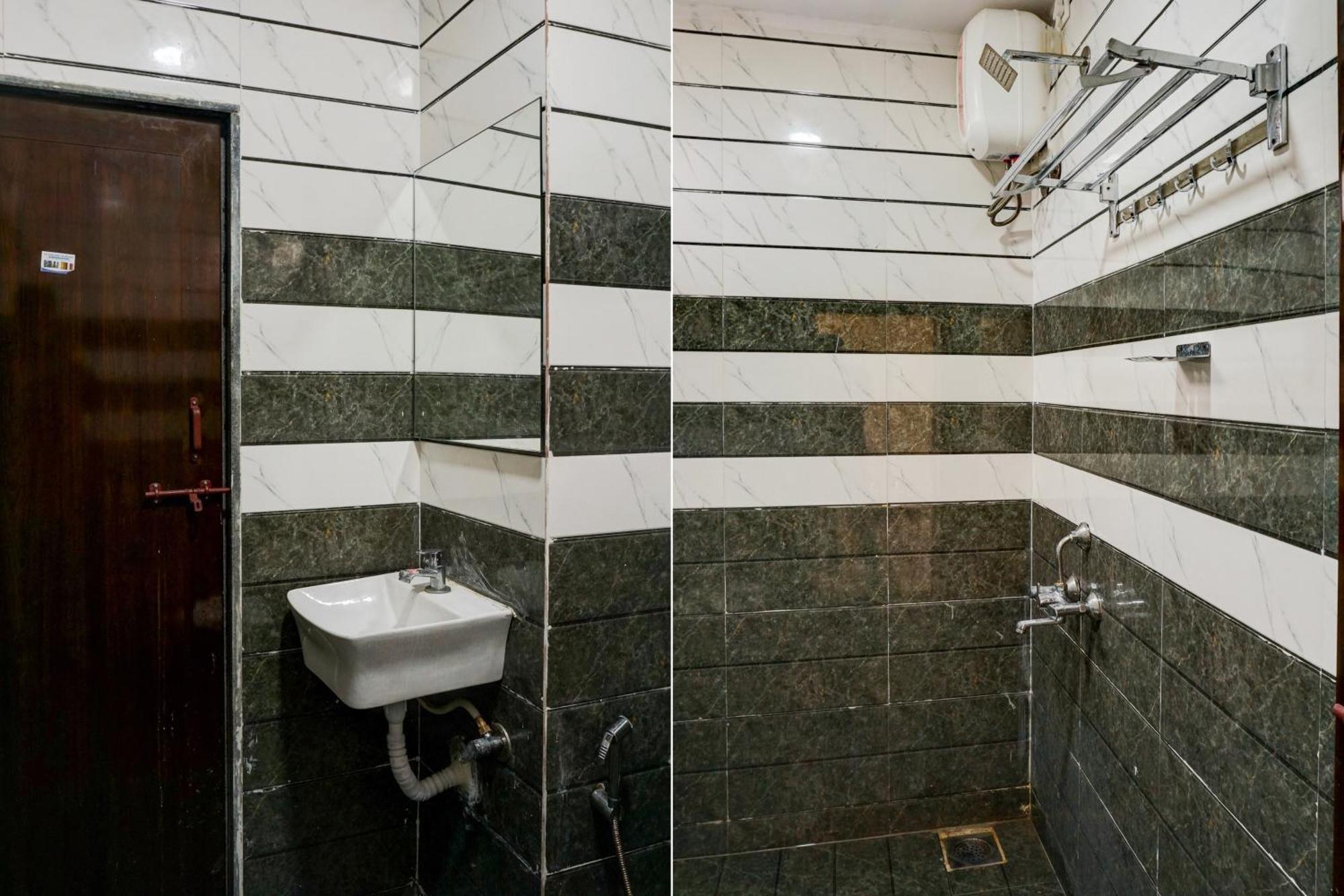 Hotel O Atithi Executive Meribel Village Bagian luar foto